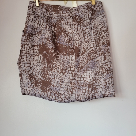 Skirt - Picture 2 of 4